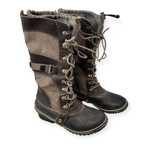 Sorel Shoes - SOREL Conquest Carly Boots Tall Suede and Leather Lace Up Rubber Duck Bottom 7.5